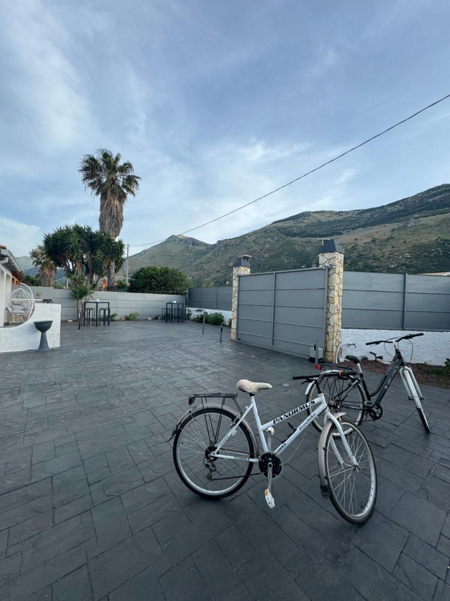 Sirio Rooms And Apartments Carini Exterior photo