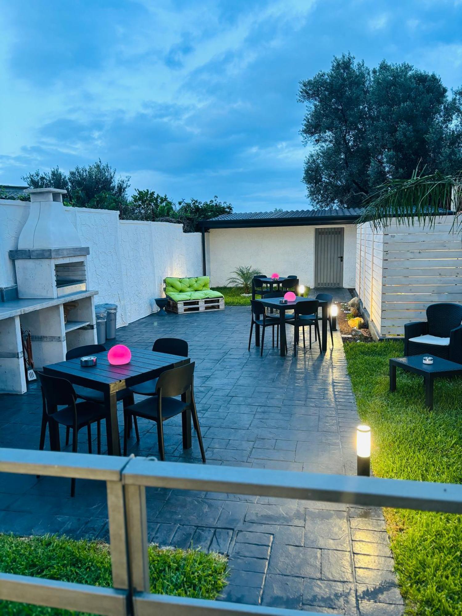 Sirio Rooms And Apartments Carini Exterior photo